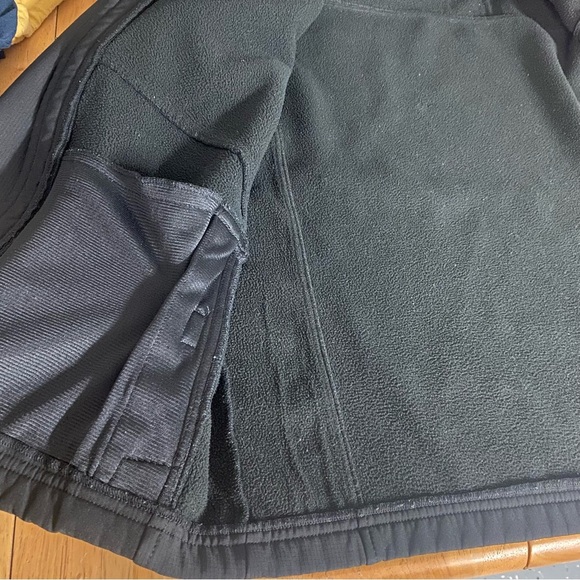 SNOZU Fleece Lined Performance Hooded Jacket in Black Boy's L (14-16) - Picture 9 of 9